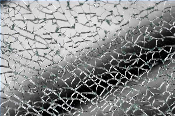 Shattered toughened safety glass